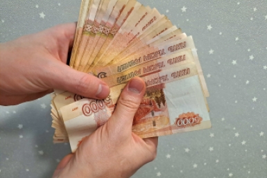 116 жертв и 109 млн рублей: раскрыта схема валютного мошенничества в Якутии Брютова Ольга