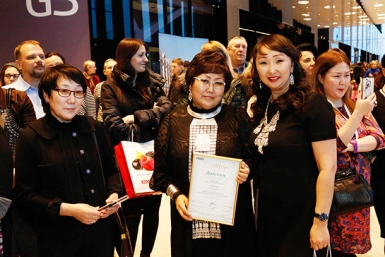 Якутские ювелиры вошли в число победителей международной выставки &quotJunwex-2015&quot постоянное представительство Якутии в Санкт-Петербурге