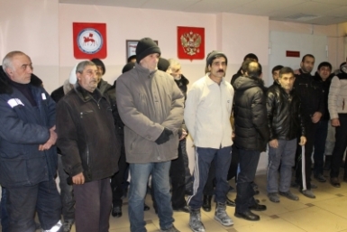 Более 430 гастарбайтеров доставили за выходные в отделы полиции в Якутске МВД по РС (Я)