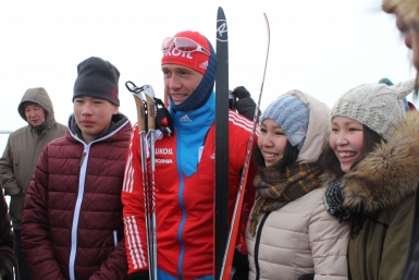 &quotГонка звезд&quot с участием олимпийского чемпиона Никиты Крюкова стартовала в Якутске Нюргуяна Иванова, Yakutiamedia