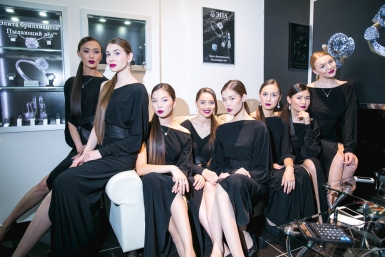 Модели Taya Models пресс-служба &quotЭПЛ. Якутские бриллианты&quot