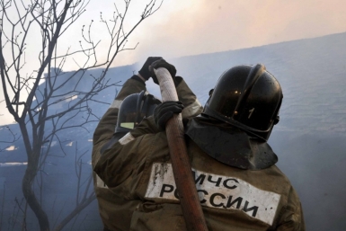 Во время пожара в коровнике погибли 80 домашних птиц и 27 коровы в якутском поселке  Гуршал Юрий, SakhalinMediа
