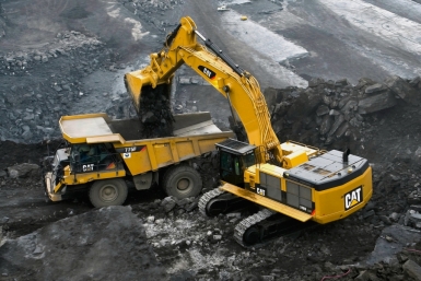 Caterpillar требует через суд с &quotМечела&quot и его &quotдочки&quot компании &quotЯкутуголь&quot 147 млн рублей caterpillar.com
