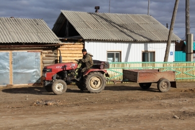 Целый ряд якутских сел решил узаконить запрет на продажу алкоголя Нюргуяна Иванова, Yakutiamedia