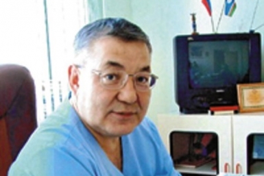 Валерий Петров ушел с поста директора медцентра в Якутске	 http://www.medicinarf.ru/ 