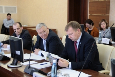 Финансовый комитет Ил Тумэна отправил на доработку законопроект о статусе столицы Пресс-служба Ил Тумэн
