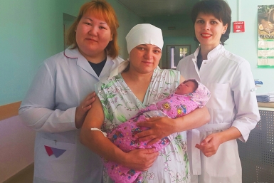 Женщина, родившая в якусткой тайге Центральная районная больница города Мирного