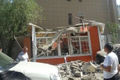 Рухнувший балкон Сбербанка Социальные сети 